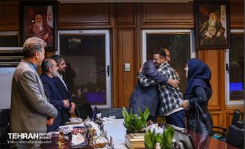 دیدار مردمی شهردار تهران با اهالی منطقه 9