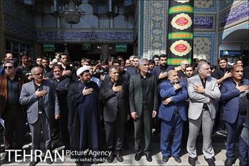 حضور شهردار در بین عزاداران امام حسین(ع)در حرم حضرت عبدالعظیم حسنی 14