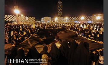 شام غریبان در میدان امام حسین(ع) 33