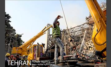 ساختمان پلاسکو فرو ریخت -4 6