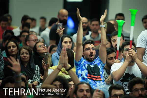 تماشای بازی تیم های ملی ایران و اسپانیا در پردیس سینمایی چارسو  20