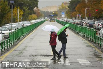 حال و هوای بارانی میدان هفت حوض  9