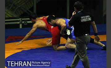 رقابت های عمومی کشتی آزاد بزرگسالان کشور