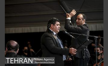 اجرای کنسرت سالار عقیلی در باغ کتاب 11