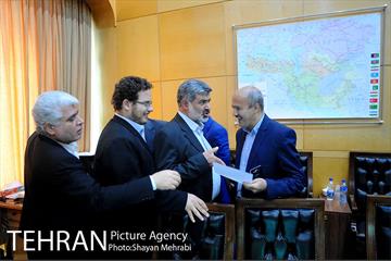 حضور شهردار تهران در کمیسیون عمران مجلس شورای اسلامی 38