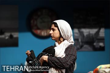 نمایش 30 دی 95 4