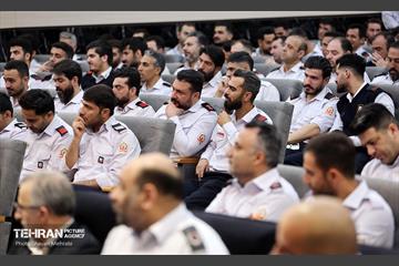 نشست مدیرعامل سازمان آتش‌نشانی تهران با کارکنان 29
