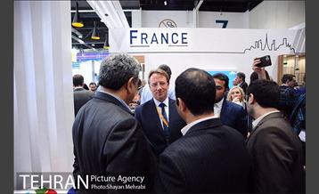 بازدید پیروز حناچی از نمایشگاه مجمع جهای شهری  18