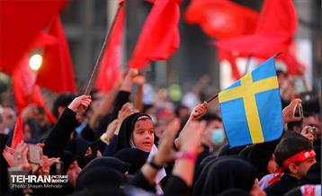 بدرقه خادمان و زائران اربعین 40