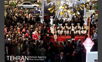 جشنواره نوروزی برج میلاد 1