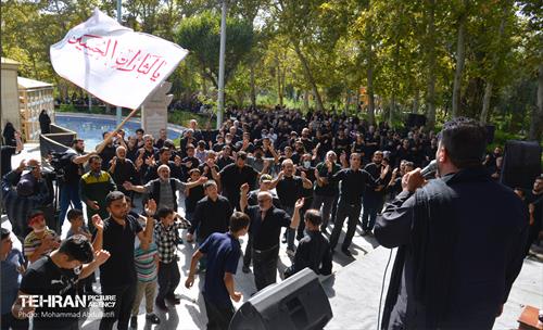 مراسم شهادت امام رضا(ع) و سالگرد تدفین شهدای گمنام منطقه۸