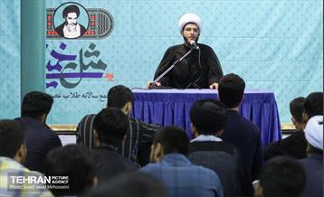 حضور شهردار تهران در برنامه «مثل خمینی» 25