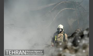 آتش سوزی انبار کالا در خیابان فداییان اسلام 10