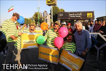 اختتامیه نمایش های خیابانی پویش از خودمان شروع کنیم 12