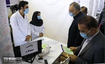 بازدید شهردار تهران از مراکز واکسیناسیون 22