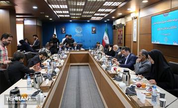 بازدید مدیر اداره کل سرمایه انسانی از سازمان زیباسازی 4