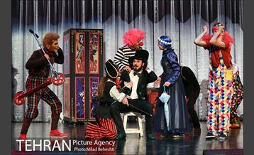 نمایش سیرک سیار‎ 22