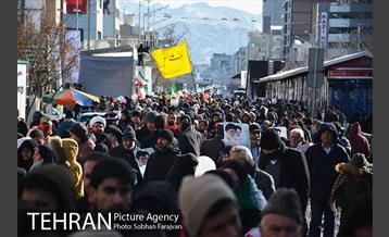 راهپیمایی یوم الله 22 بهمن 1