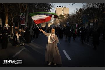 تشییع پیکر شهدای حملات آمریکایی-صهیونیستی - 4 4