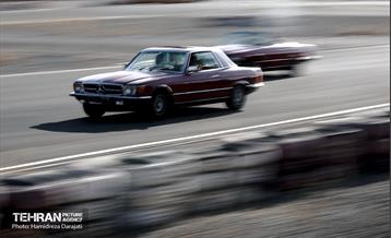 آزادی، میزبان کلوپ بنزسواران 17