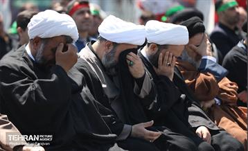 اجتماع صادقیون در میدان صادقیه تهران 29