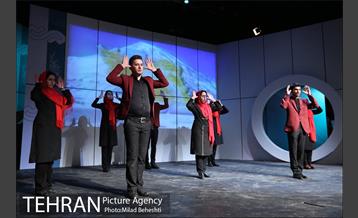 مراسم معرفی برگزیدگان مسابقه عکس پوسترهویت بصری نمایشنامه نویس و پِژوهش 2