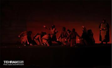 رونمایی از نماد فاتح خیبر و اجرای نمایش بزرگ میدانی فتح خیبر 28