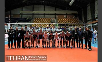 دیدار تیم های والیبال بانک سرمایه و هاوش گنبد