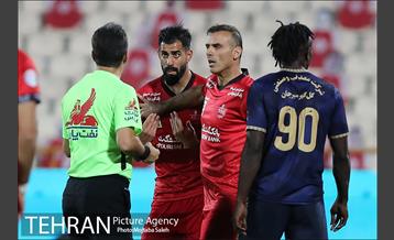 دیدار تیم های فوتبال پرسپولیس و گل گهر 27