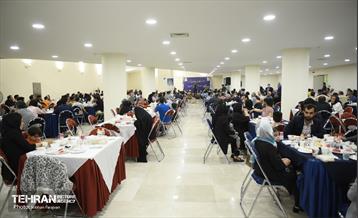 مراسم افطاری خادمین شهر در منطقه ۱۱ 16