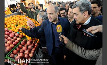 بازدید شهردار تهران از بازار میوه و تره بار جلال آل احمد 23