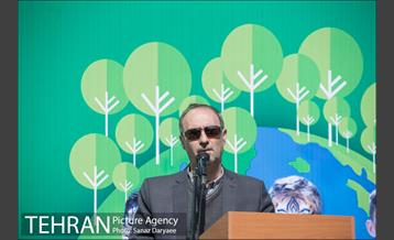 مراسم درختکاری مرکز مدیریت محیط زیست و توسعه پایدار 7