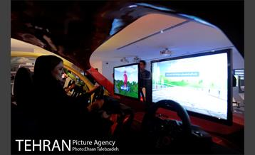 شبگردی اصحاب رسانه در باغ کتاب تهران 19