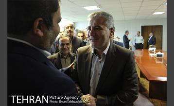 دیدار صمیمانه کارکنان شهرداری تهران با عیسی شریفی 15