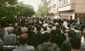 تشییع پیکر مطهر شهید محمد حسن زارعی در منطقه ۸ 3