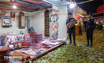 گذر یلدایی با حضور بانوان کارآفرین منطقه9