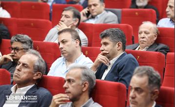 هم اندیشی صمیمانه شهردار تهران با سازندگان شهر 3