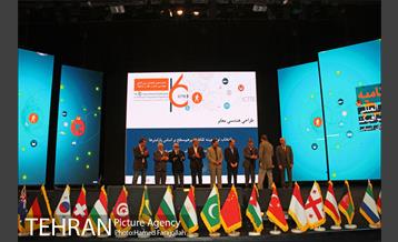 اختتامیه شانزدهمین کنفرانس بین المللی مهندسی حمل و نقل ترافیک‎ 16