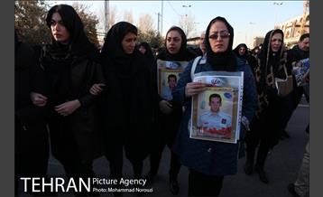 بدرود قهرمانان شهر-1 22