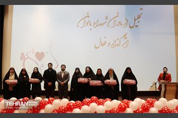 جشن شکوفه‌های نور و برکت 17