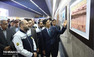 افتتاح نمایشگاه عکس ویتنام در ایستگاه مترو تجریش 13