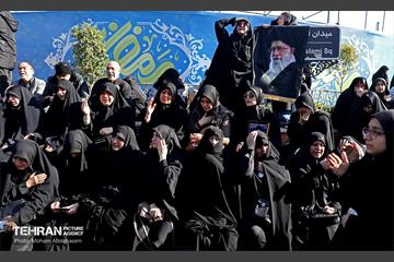اجتماع مردم تهران در پی شهادت رهبر انقلاب - 2 54