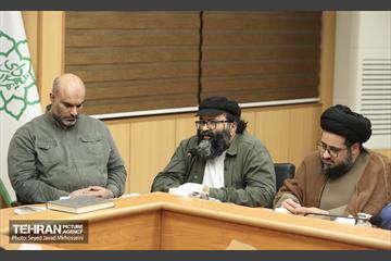 نشست صمیمانه شهردار تهران با جمعی از شعرا 21
