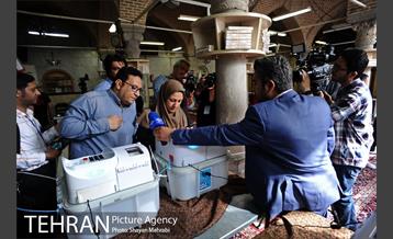 حضور مردم در انتخابات شورایاری محلات شهر تهران 3