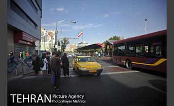 زندگی روزمره در چهارراه ولیعصر(عج) 7