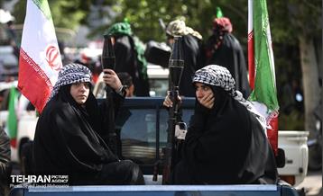 اجتماع «دختران جان‌فدای ایران» - 3 52