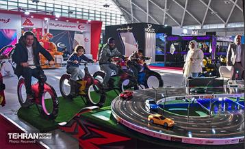 افتتاح نمایشگاه صنعت تفریحات و شهربازی در شهر آفتاب 1