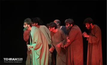 نمایش آیینی «در انتظار» 44