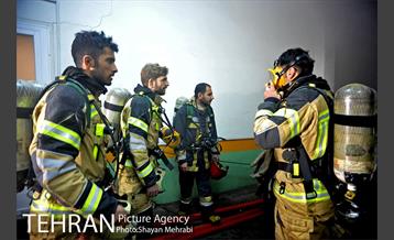 آتش سوزی در ساختمان برق حرارتی 10