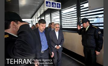 احیای درختان خیابان  ولیعصر( عج) با حضور شهردار تهران  16